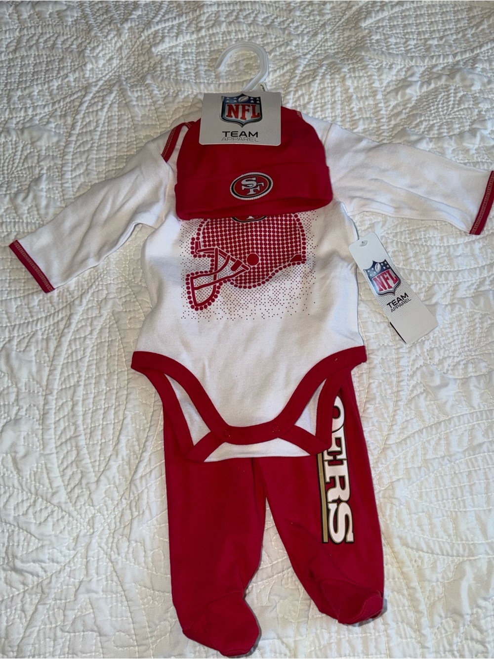 San Francisco 49ers Baby 0-3 Months 3 Piece Set NFL FOOTBALL Forty Niners Kids